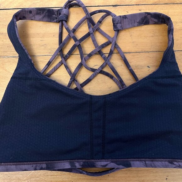 lululemon Free To Be Wild Bra, Size 6 - Picture 6 of 6